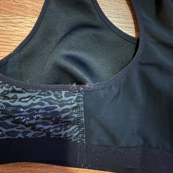 Nike Sports Bra - Picture 4 of 5